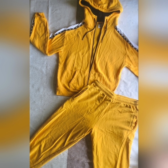 PINK Victoria's Secret Jackets & Blazers - 💫PINK sweat set💫